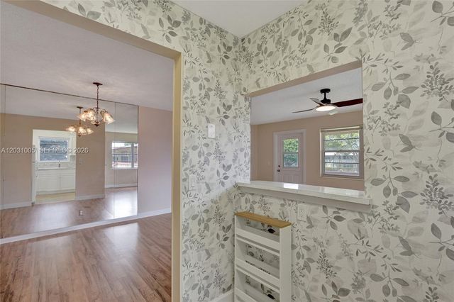 47 Camden B B, West Palm Beach, FL 33417