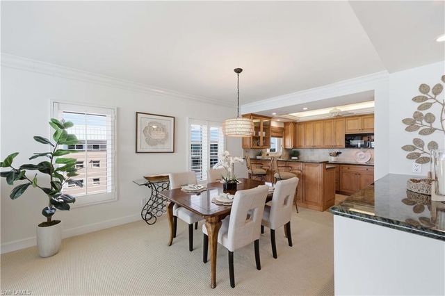 2885 Gulf Shore BLVD N 801, Naples, FL 34103