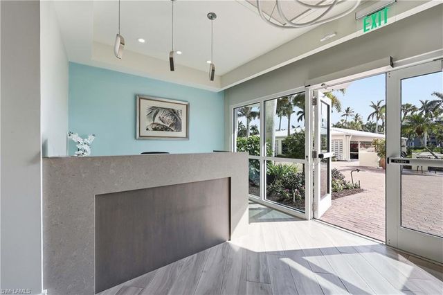 2885 Gulf Shore BLVD N 801, Naples, FL 34103