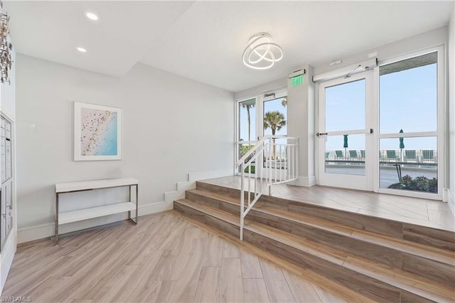 2885 Gulf Shore BLVD N 801, Naples, FL 34103