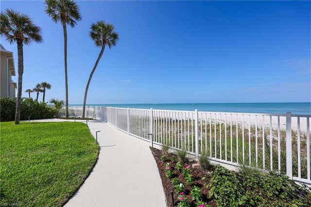 2885 Gulf Shore BLVD N 801, Naples, FL 34103