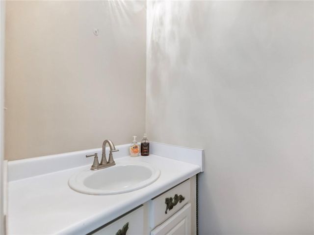 3744 Berkeley Crossing, Duluth, GA 30096