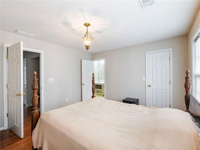 3744 Berkeley Crossing, Duluth, GA 30096