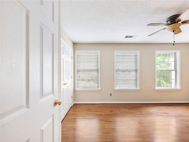 3744 Berkeley Crossing, Duluth, GA 30096