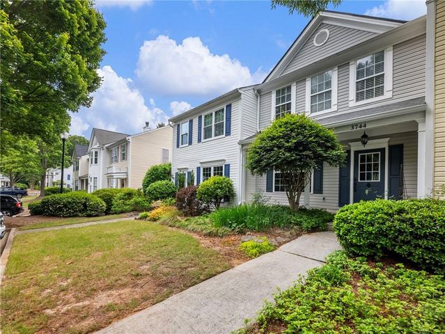 3744 Berkeley Crossing, Duluth, GA 30096