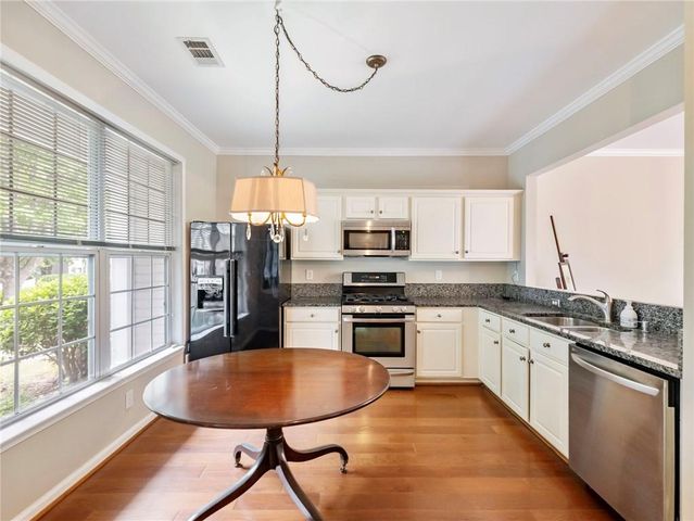 3744 Berkeley Crossing, Duluth, GA 30096