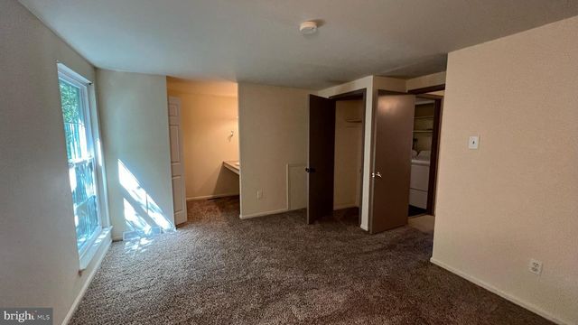 744 SUMMIT CHASE DR, Reading, PA 19611