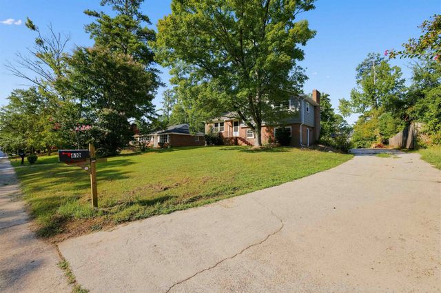 610 Camelot Drive, Spartanburg, SC 29301