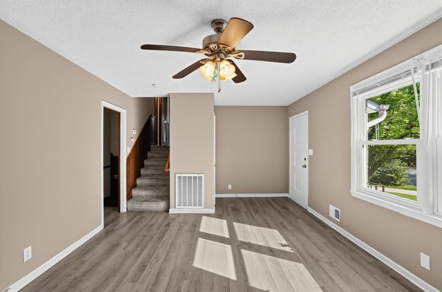 610 Camelot Drive, Spartanburg, SC 29301