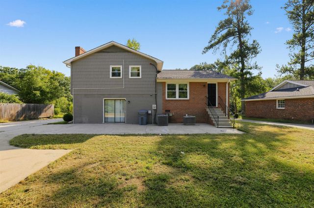 610 Camelot Drive, Spartanburg, SC 29301