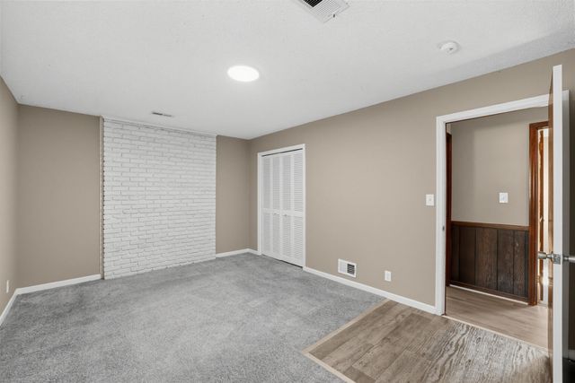 610 Camelot Drive, Spartanburg, SC 29301
