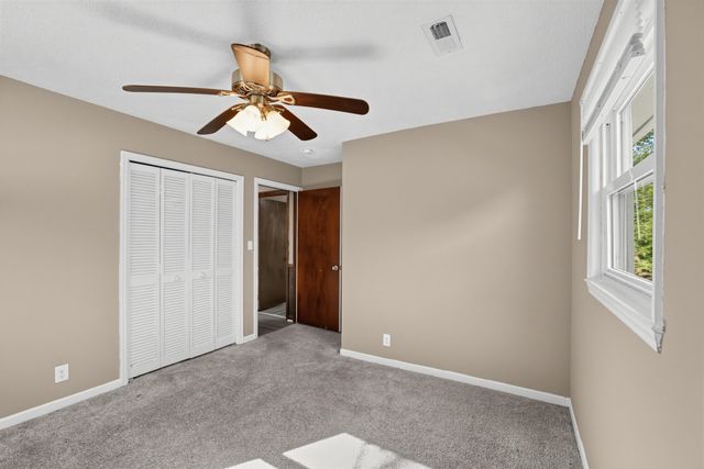610 Camelot Drive, Spartanburg, SC 29301