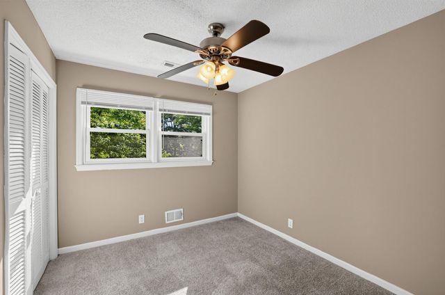 610 Camelot Drive, Spartanburg, SC 29301