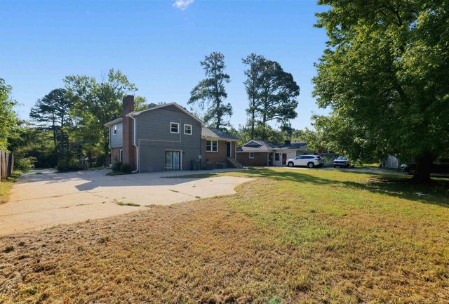 610 Camelot Drive, Spartanburg, SC 29301