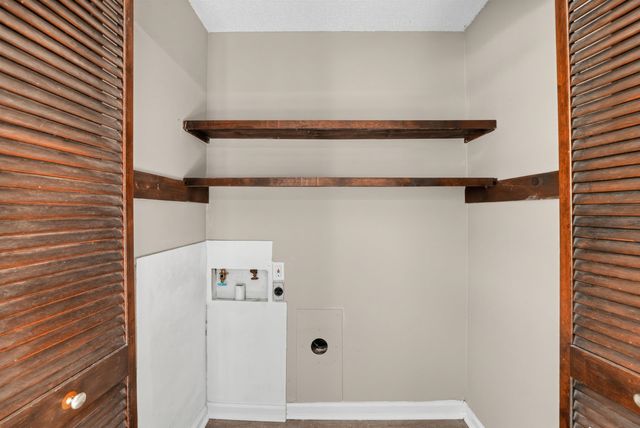 610 Camelot Drive, Spartanburg, SC 29301