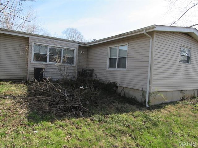 842 Holiday Avenue, Hazelwood, MO 63042