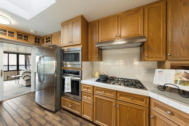 2714 All View Way, Belmont, CA 94002