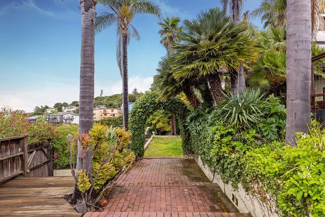 2714 All View Way, Belmont, CA 94002