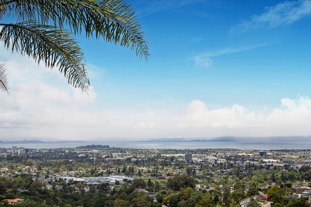 2714 All View Way, Belmont, CA 94002