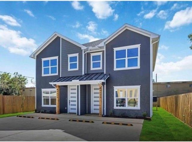 4624 Mayflower Street B, Houston, TX 77033