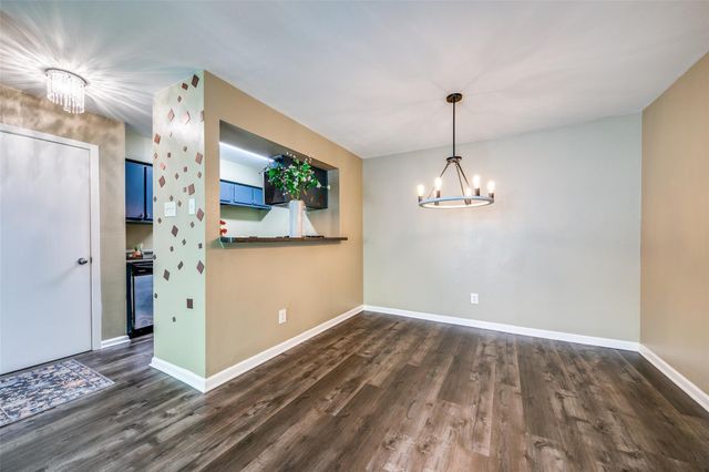 8110 skillman Street, Dallas, TX 75231
