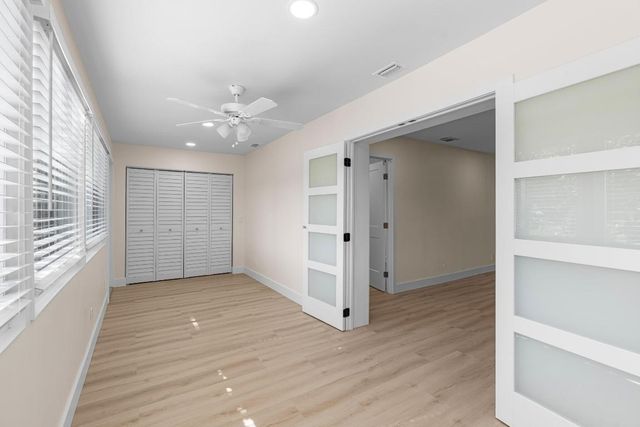 256 Lake Meryl Drive, West Palm Beach, FL 33411