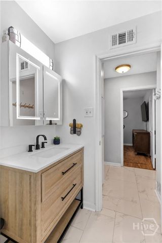8720 Whitefield Avenue, Savannah, GA 31406
