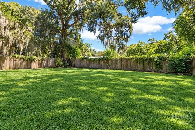 8720 Whitefield Avenue, Savannah, GA 31406