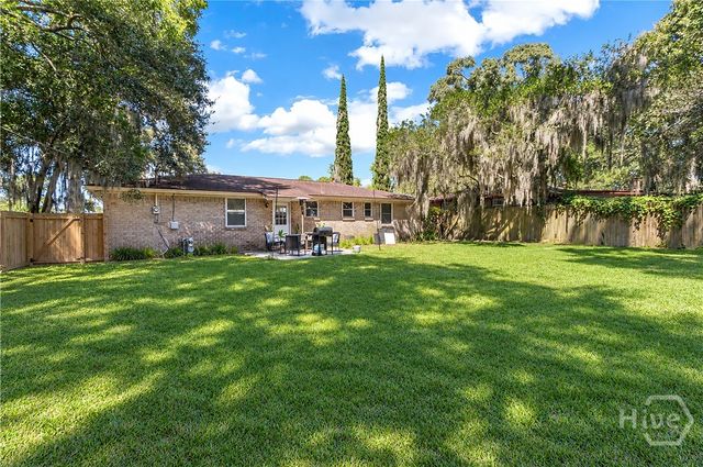 8720 Whitefield Avenue, Savannah, GA 31406
