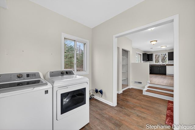 1093 E Giles Road, Muskegon Twp, MI 49445