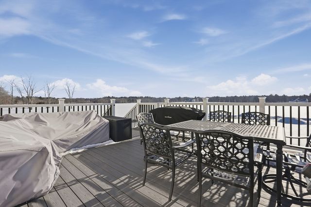 68 Walnut Street, Halifax, MA 02338