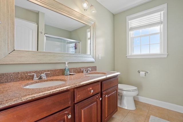 68 Walnut Street, Halifax, MA 02338