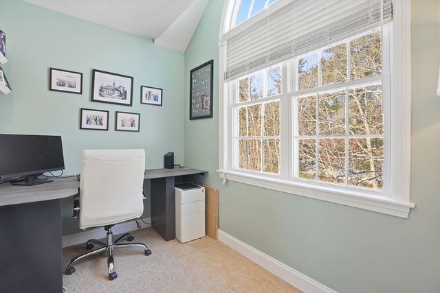 68 Walnut Street, Halifax, MA 02338