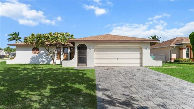 1717 SE 11th TER, Cape Coral, FL 33990