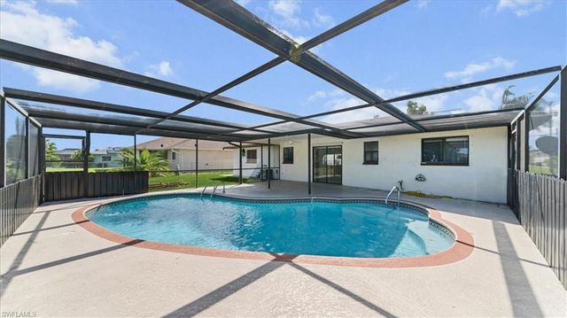 1717 SE 11th TER, Cape Coral, FL 33990