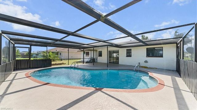 1717 SE 11th TER, Cape Coral, FL 33990