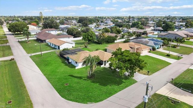 1717 SE 11th TER, Cape Coral, FL 33990