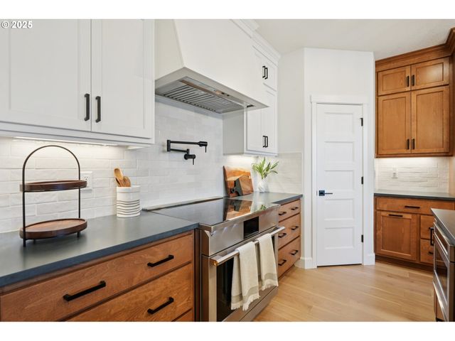 11408 Ne 51ST Ave, Vancouver, WA 98686