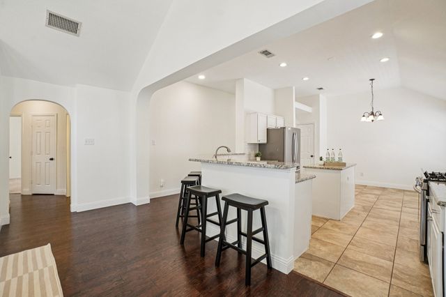 4625 Tanque Drive, Fort Worth, TX 76137