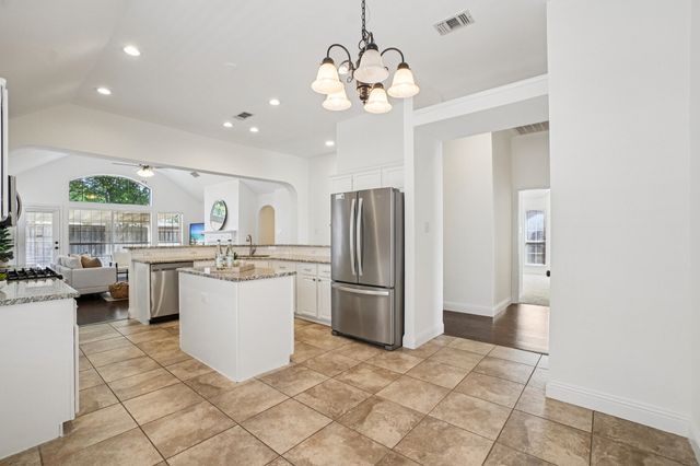 4625 Tanque Drive, Fort Worth, TX 76137