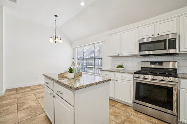 4625 Tanque Drive, Fort Worth, TX 76137