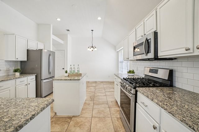 4625 Tanque Drive, Fort Worth, TX 76137