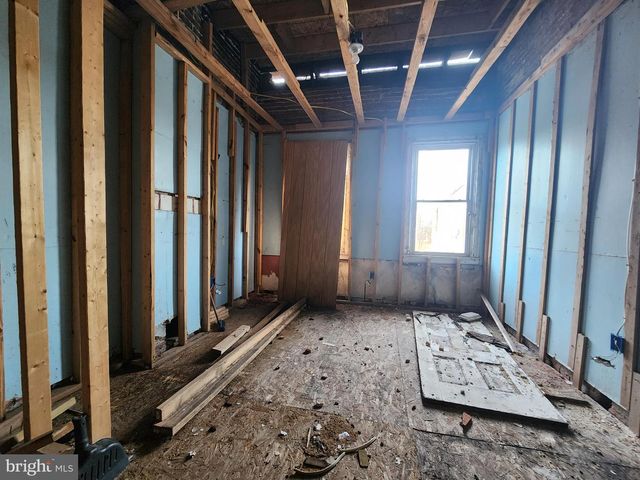 335 N BRUCE ST, Baltimore, MD 21223