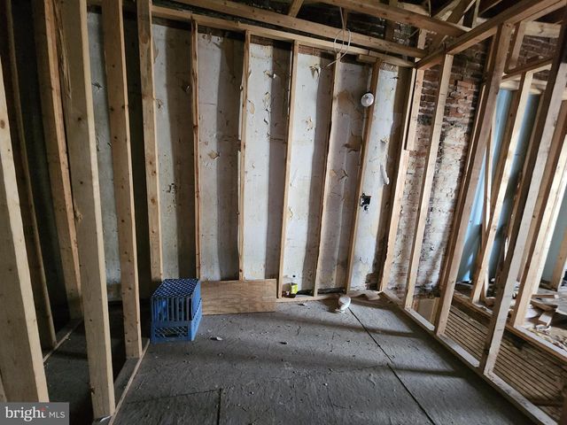 335 N BRUCE ST, Baltimore, MD 21223