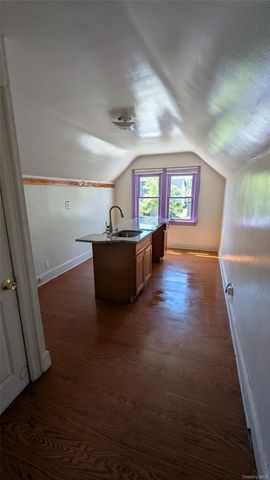 18910 114th Drive, Saint Albans, NY 11412