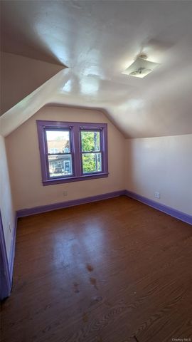 18910 114th Drive, Saint Albans, NY 11412