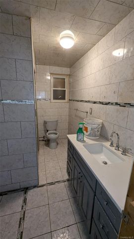 18910 114th Drive, Saint Albans, NY 11412