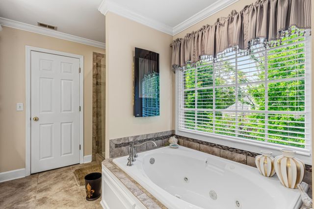 1898 Lenox Drive NW, Cleveland, TN 37312