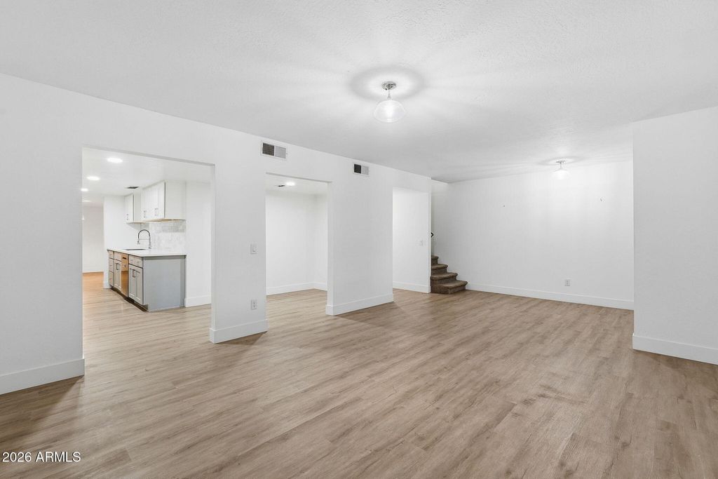 7618 N 19TH Drive, Phoenix, AZ 85021 — photo 4