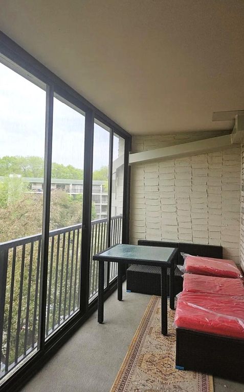 10511 Cedar Lake Road 503, Hopkins, MN 55305 — photo 3